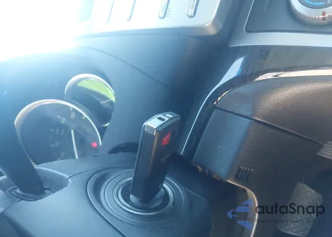 2010 Mazda Mazda6 I Touring z USA, uszkodzony, nr VIN 1YVHZ8CH7A5M03206